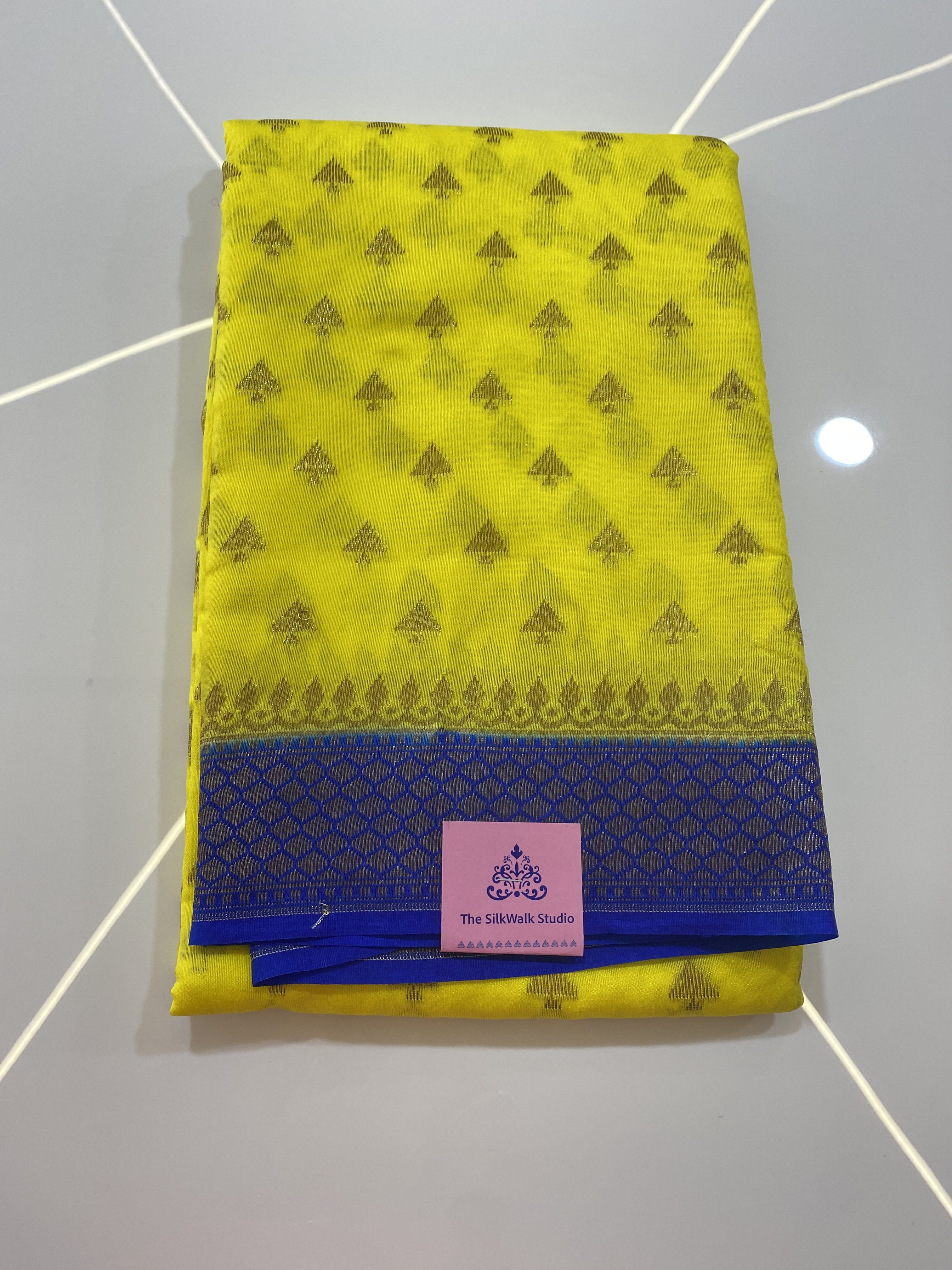 Sumangali - Semi Banarasi Saree 7583 Sumangali - Semi Banarasi Saree 7583