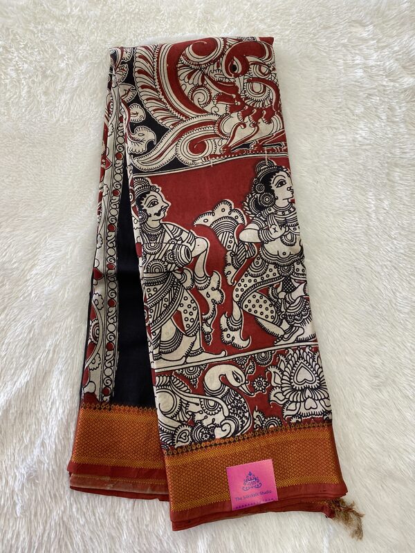 Arunima - The Kalamkari Saree in Nizam Border 17407 Arunima - The Kalamkari Saree in Nizam Border 17407