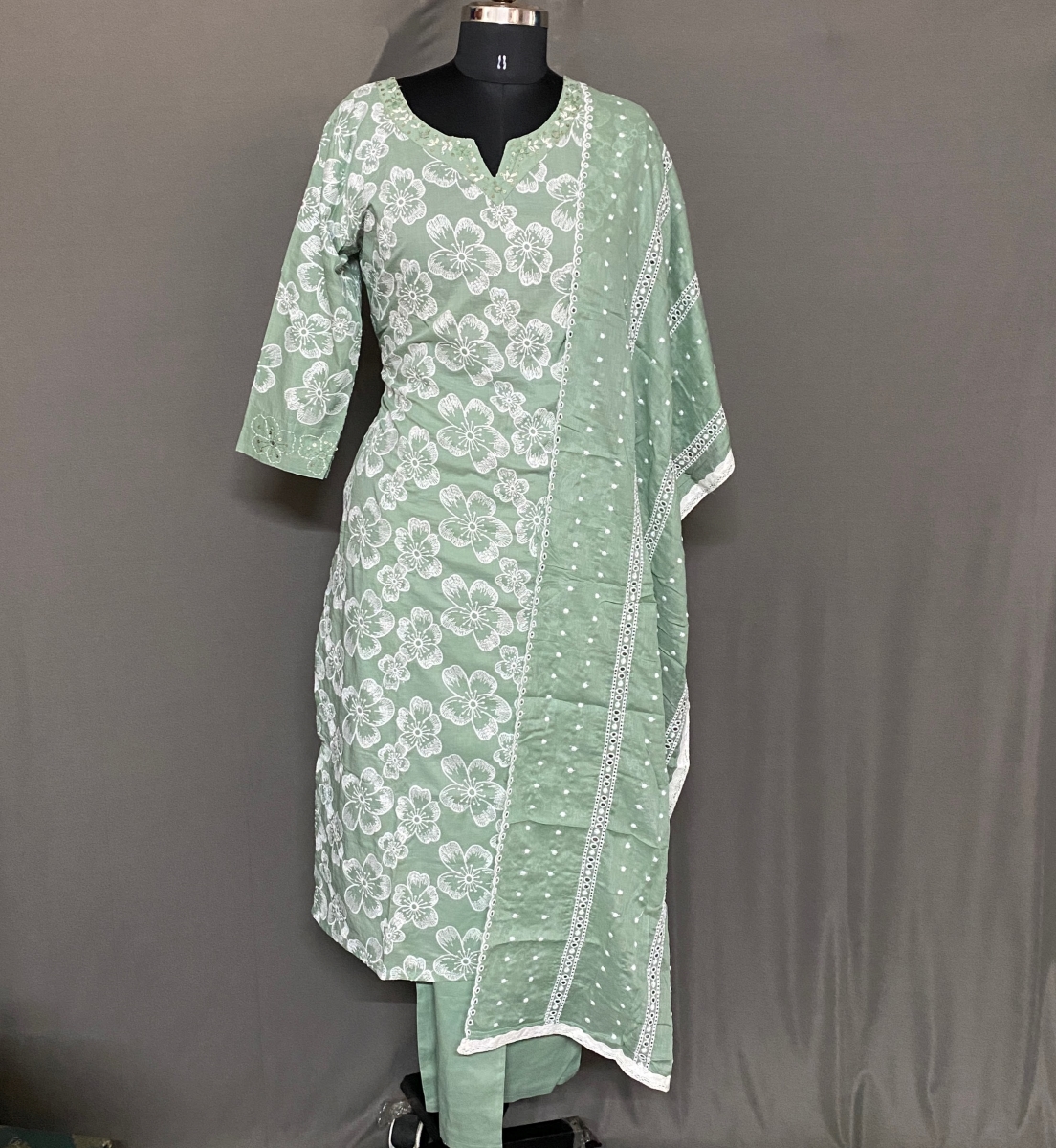 Pista Block Butti Print Kurti