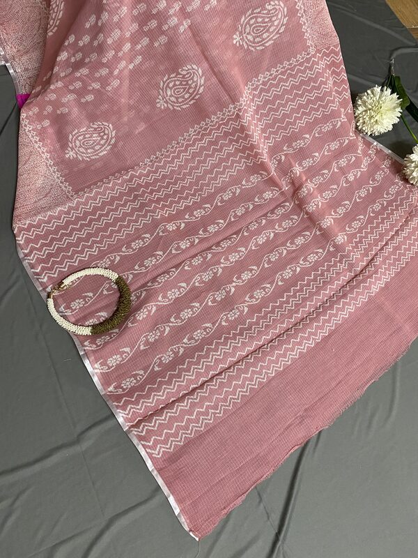 Ojal - The Kota Banaras saree in Floral Motifs 18247 Ojal - The Kota Banaras saree in Floral Motifs 18247