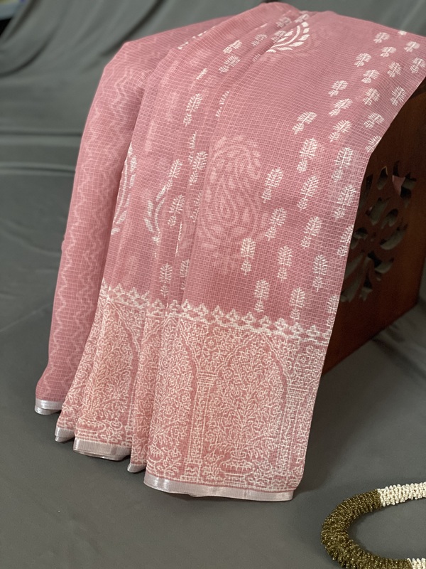 Ojal - The Kota Banaras saree in Floral Motifs 18247 Ojal - The Kota Banaras saree in Floral Motifs 18247