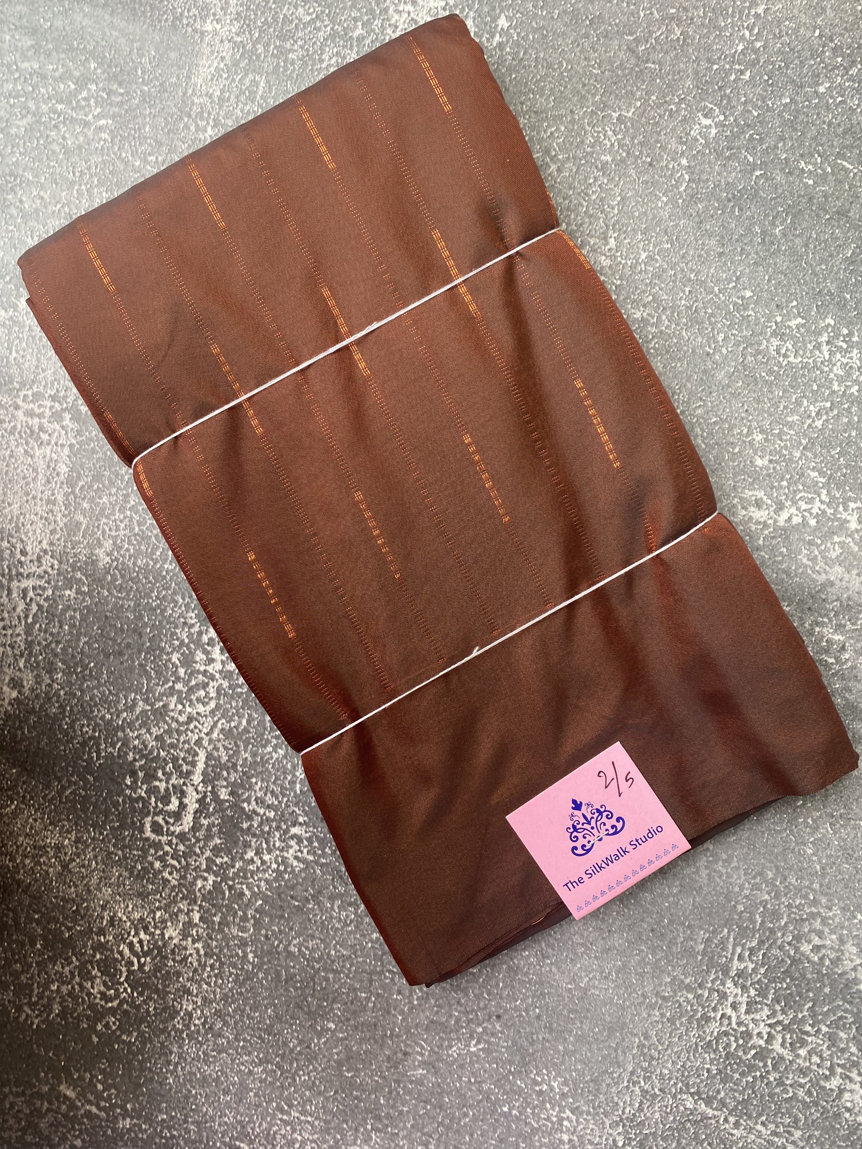 Mandakini - The Gift Saree Saga 5627 Mandakini - The Gift Saree Saga 5627