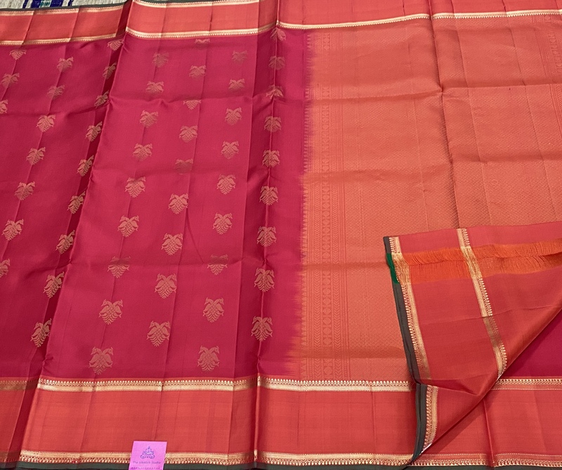 Sundari โ Signature of the SilkWalk Exclusives 18652 Sundari โ Signature of the SilkWalk Exclusives 18652