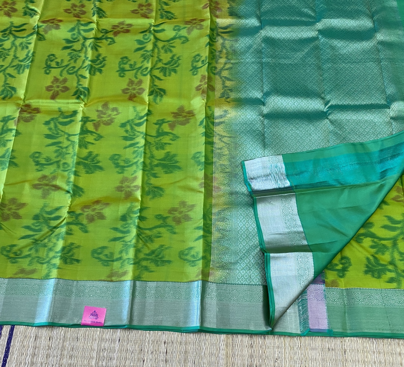 Swaropa Swaroopa - Ikkat Pure Silks Sarees 14807