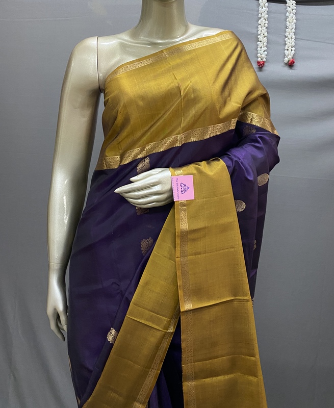 Amrutam - Boutique of SilkWalk Exclusives 7646 Amrutam - Boutique of SilkWalk Exclusives 7646