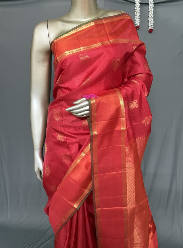 Sundari โ Signature of the SilkWalk Exclusives 18652 Sundari โ Signature of the SilkWalk Exclusives 18652