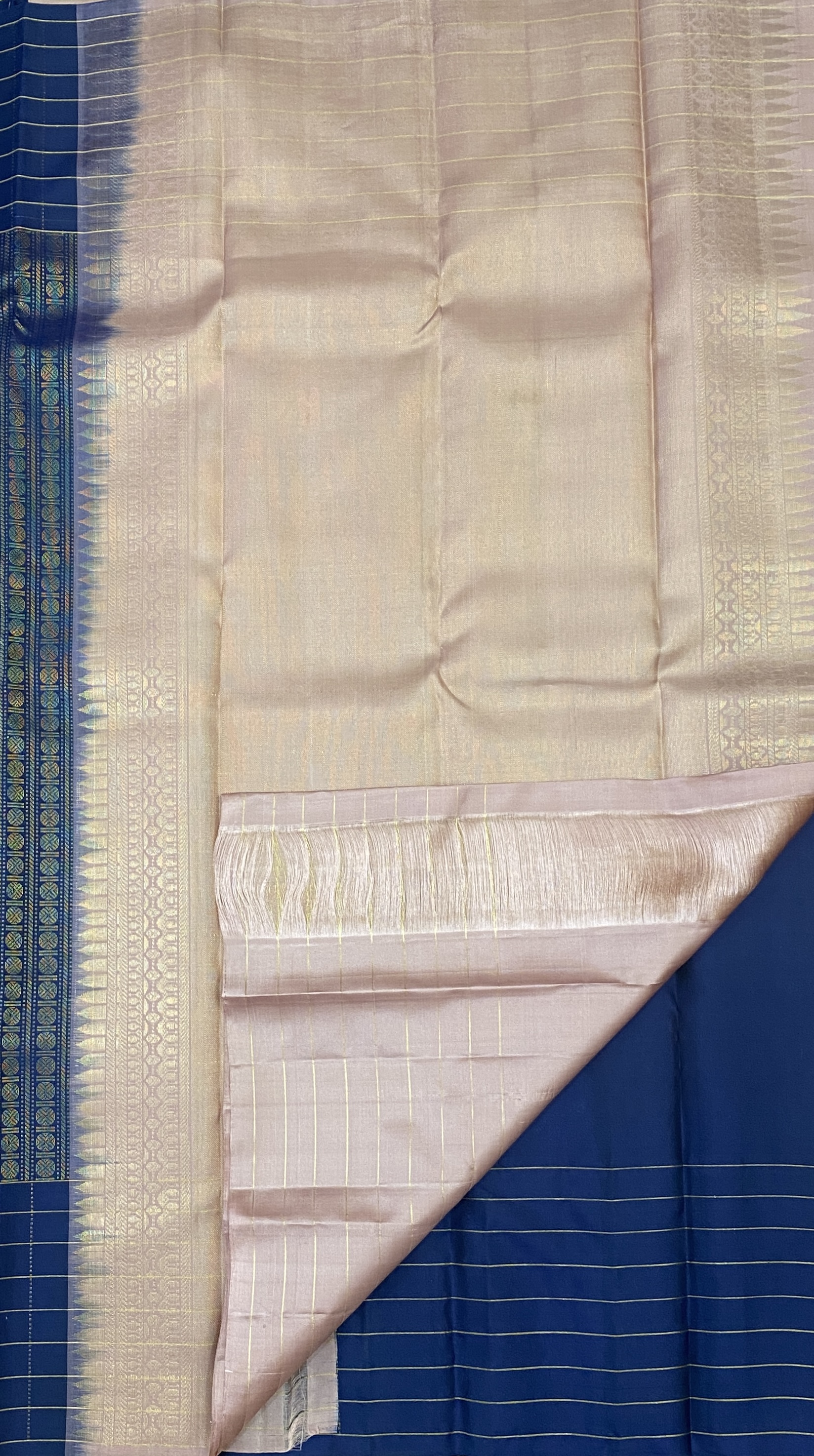 Swasthi - The Ayiram Butta Silk Saree 19337 Swasthi - The Ayiram Butta Silk Saree 19337