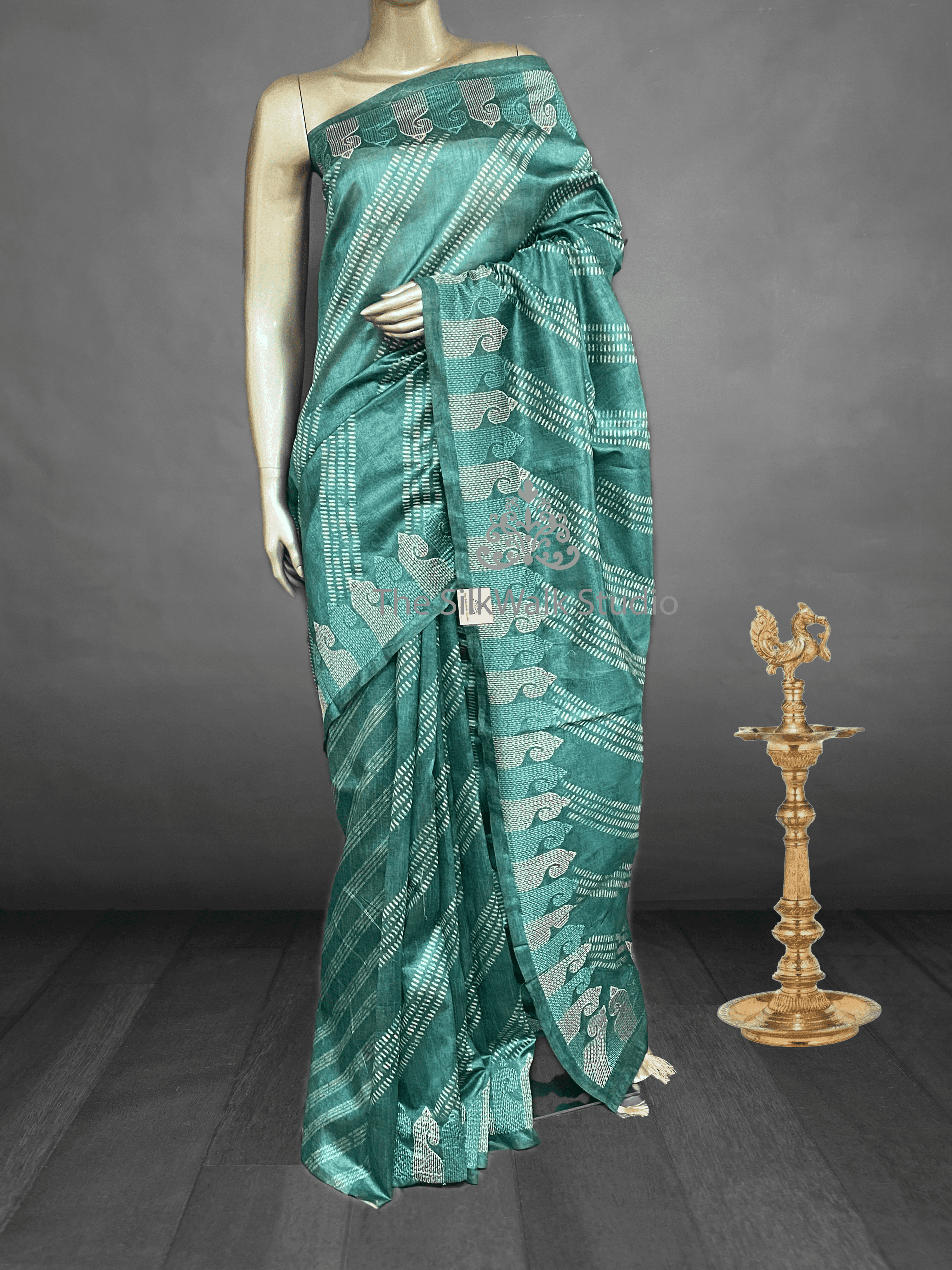 Tamanna - Tussar Sarees with Embroidered Border 9789 Tamanna - Tussar Sarees with Embroidered Border 9789