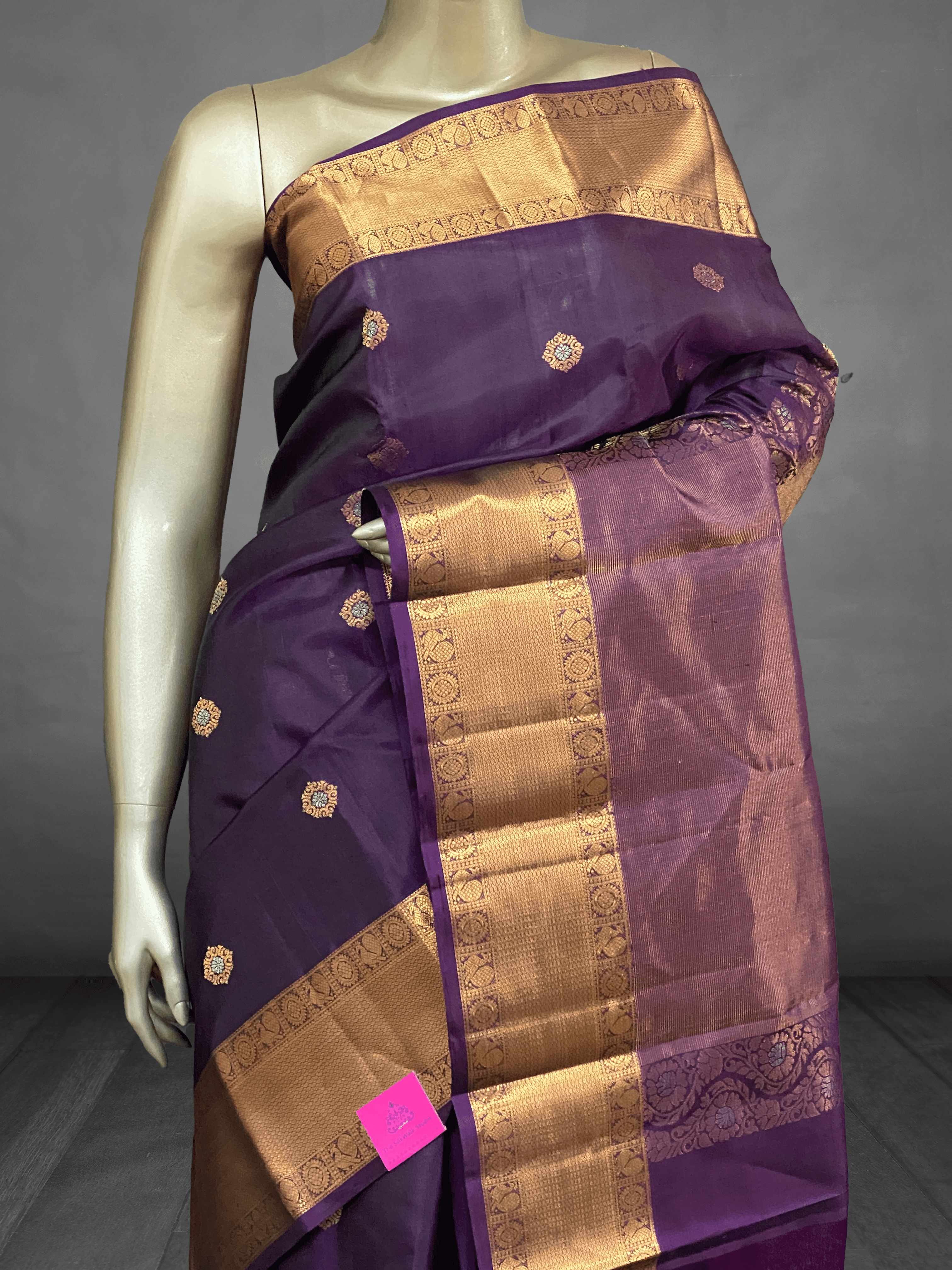Mallika - The Silk Walk Exclusives 19340 Mallika - The Silk Walk Exclusives 19340