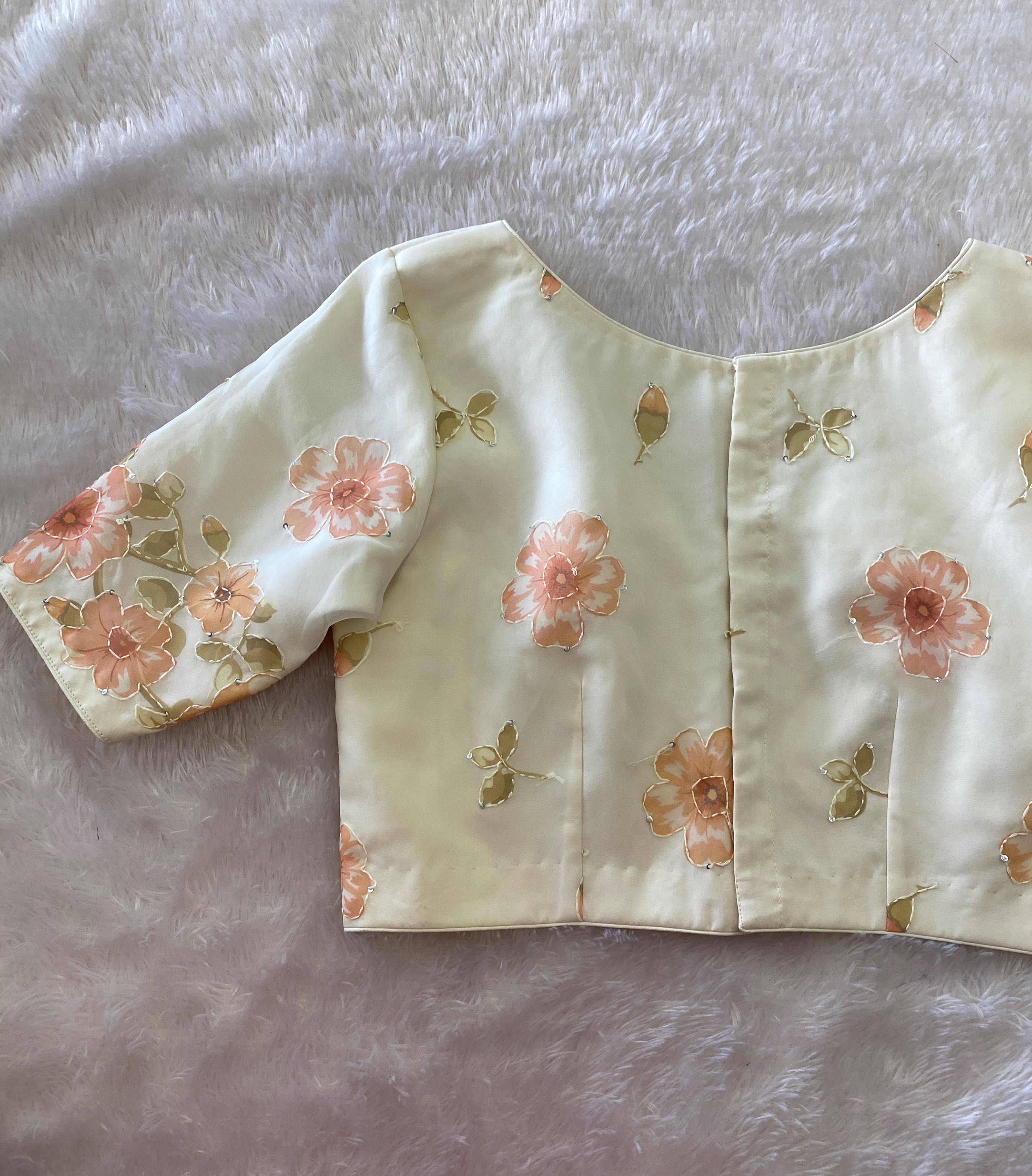Tailoring Blouse - U Cut Panel